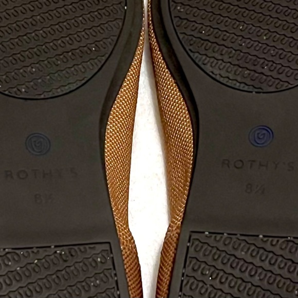 Rothy’s Women’s The Flat Round Toe Fawn with Blue Trim Shoe 8.5 - Picture 6 of 8